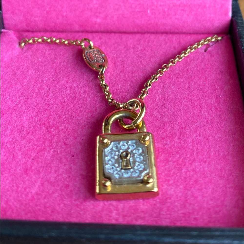 Posh Couture gold color lock necklace
